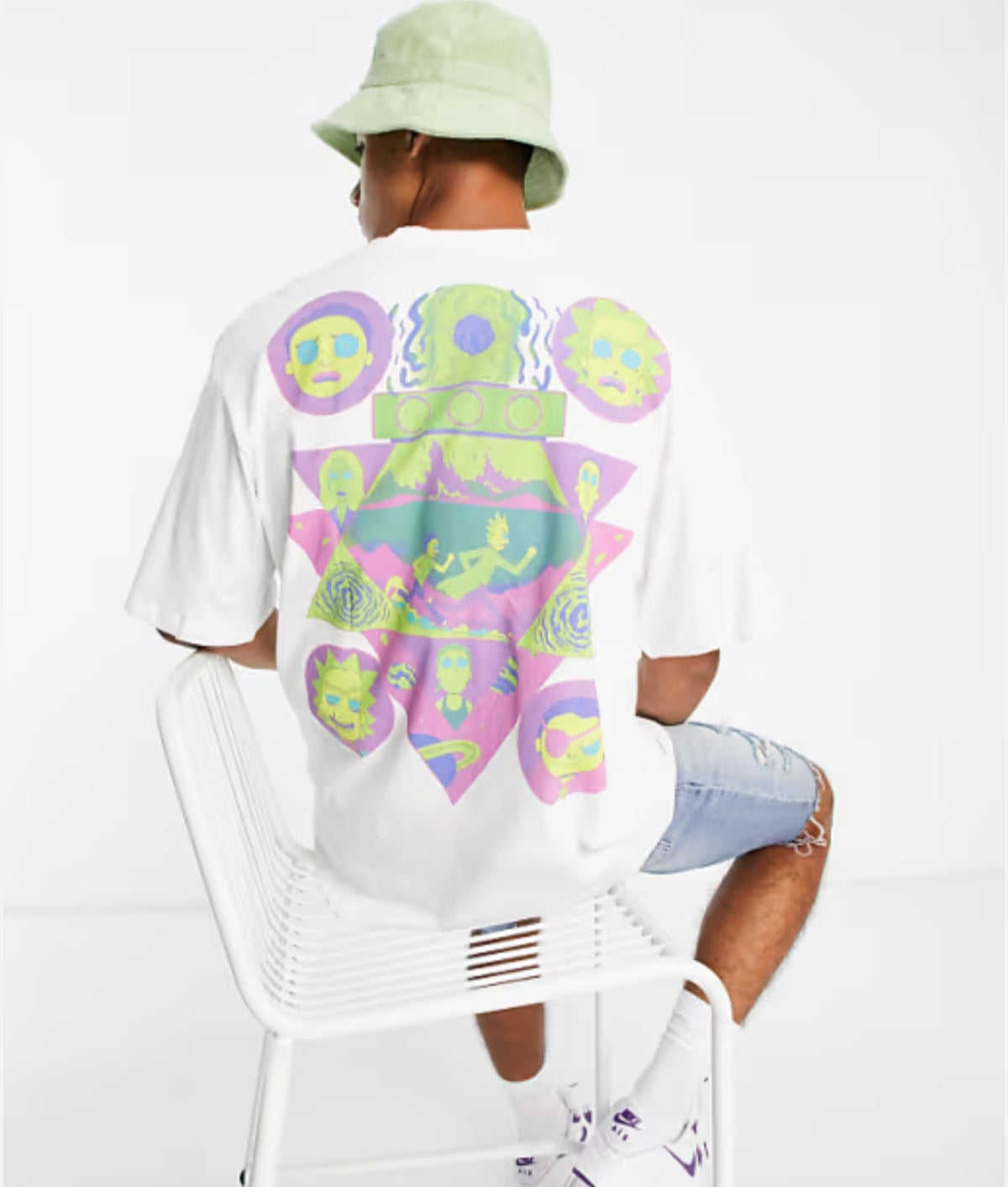 PULL&BEAR fehér póló Rick and Morty mintával