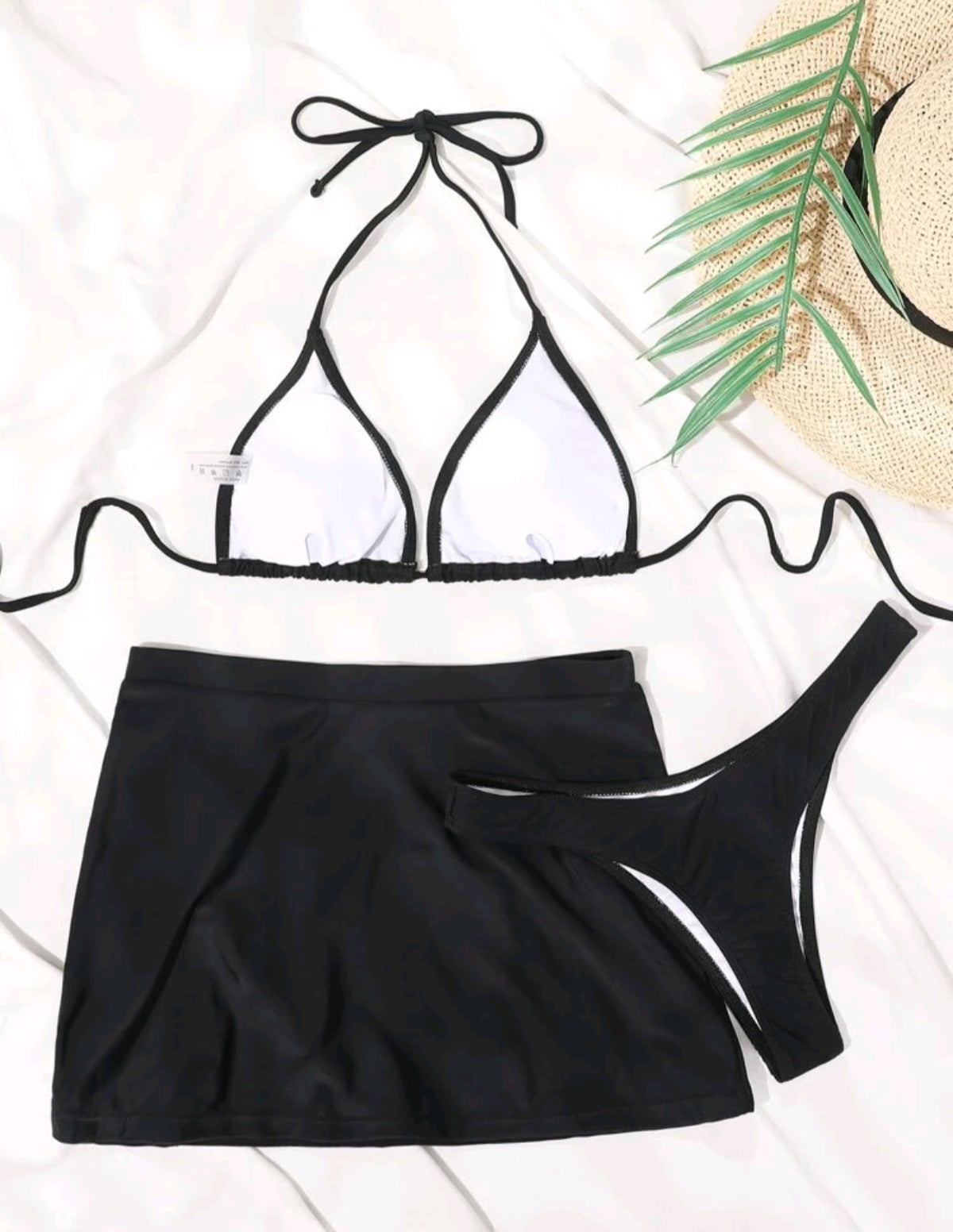 SHE fekete háromszög fazonú bikini szoknyával
