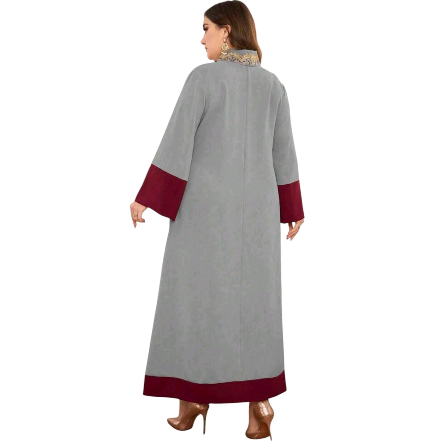 SHE szürke hímzett abaya