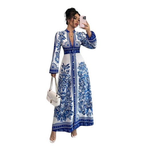 SHE fehér és kék mintás, álló galléros maxi ruha