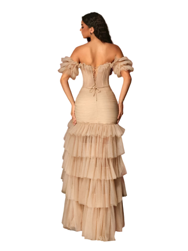 SHE tüll estélyi ruha