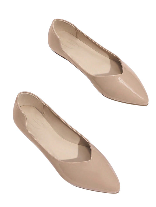 SHE bézs hegyes orrú balerina