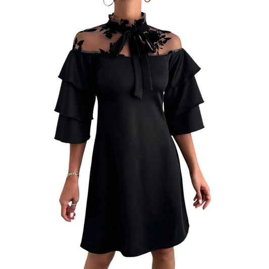 SHE fekete tüllös mini ruha