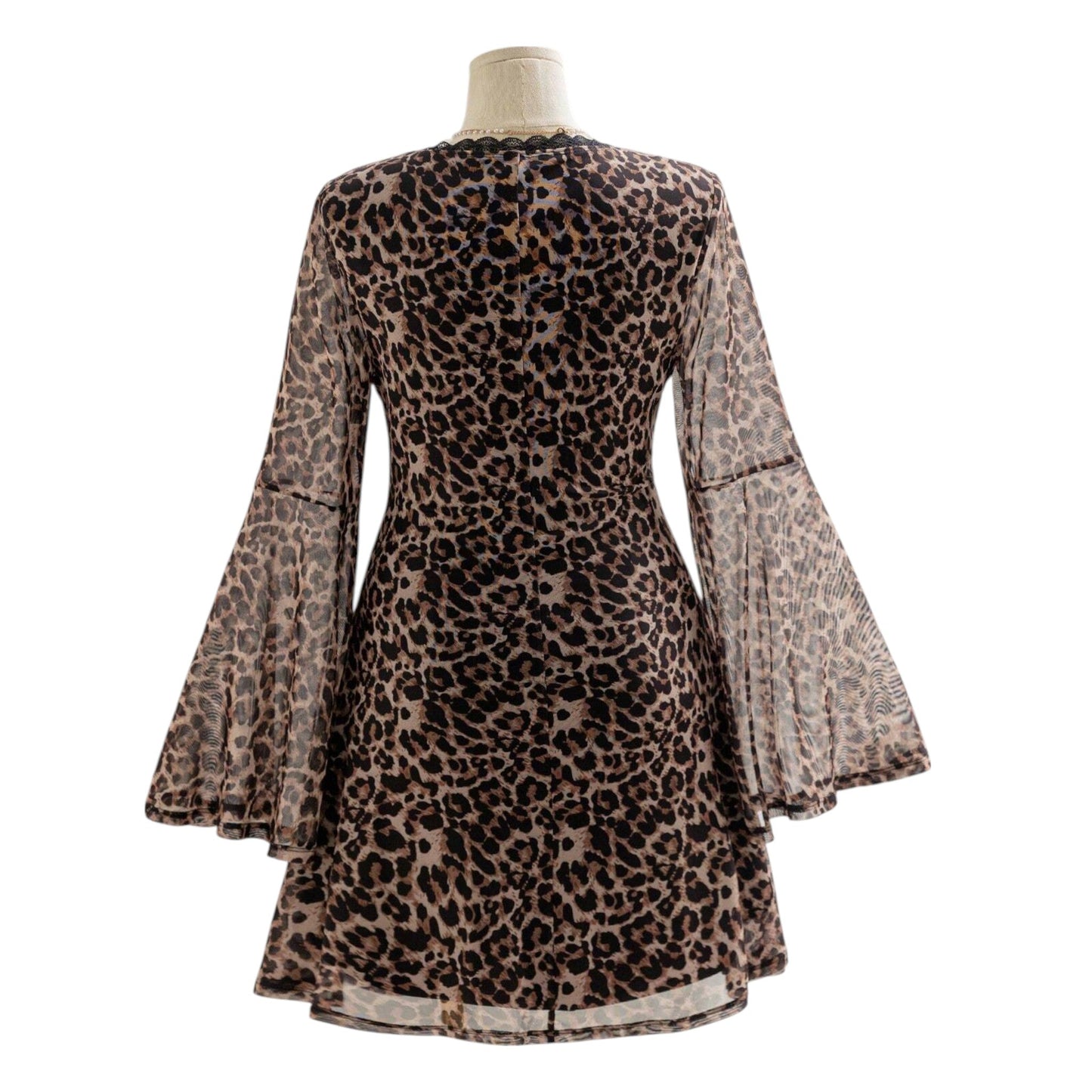 SHE leopárdmintás harangujjú mini ruha