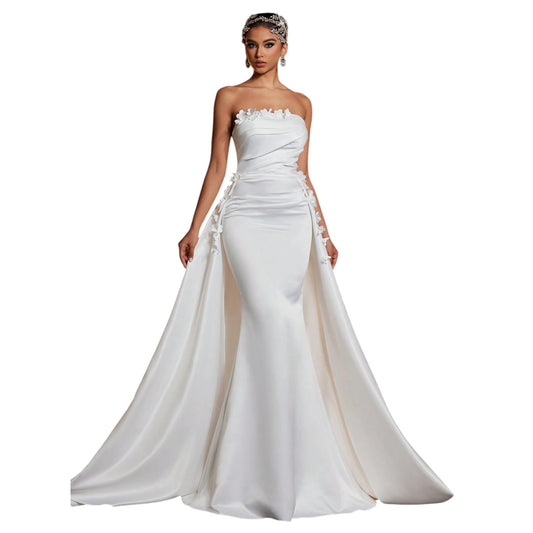 SHE ekrü strasszos menyasszonyi ruha