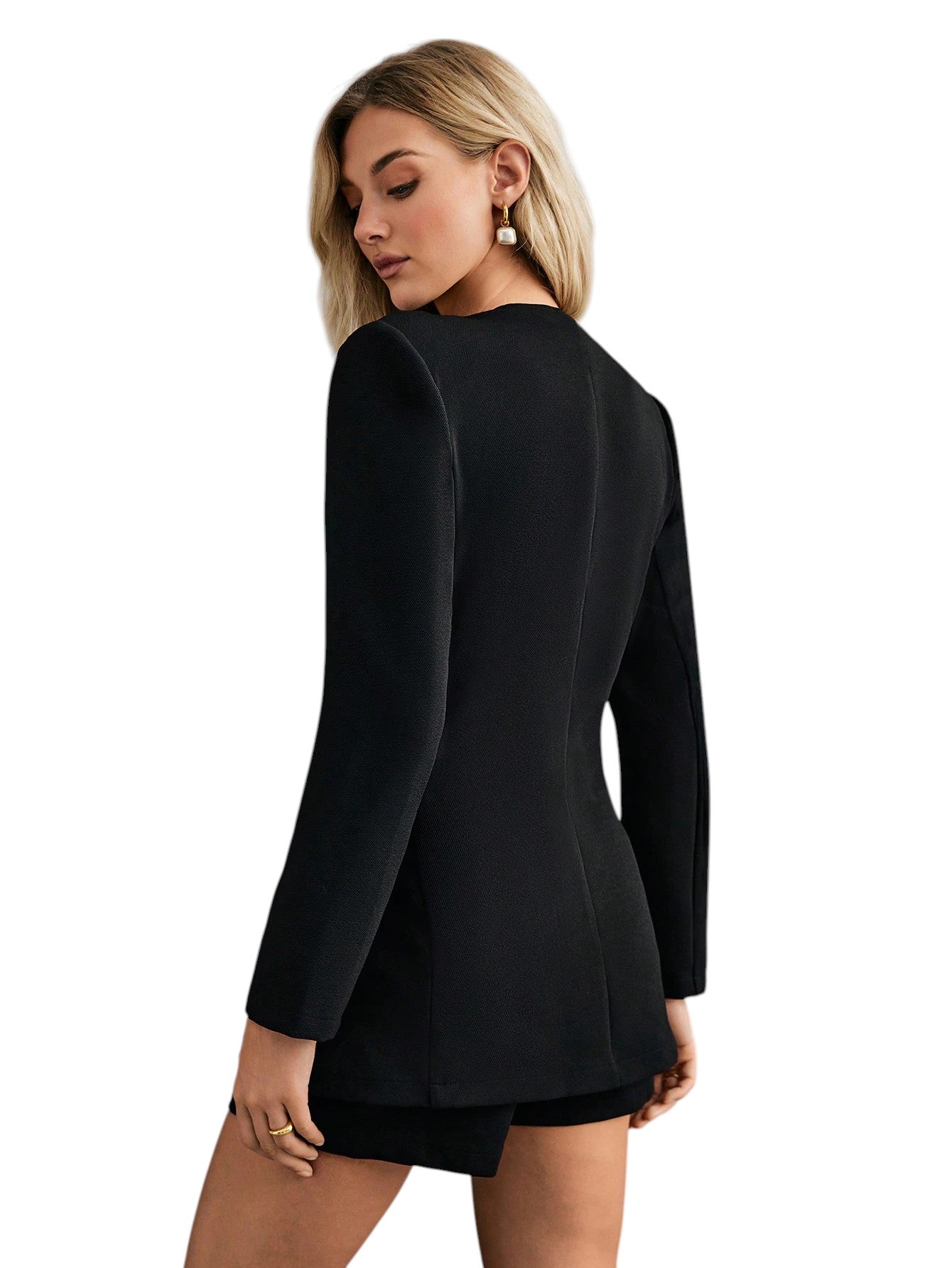 SHE fekete gombos blézer és rövidnadrág szett