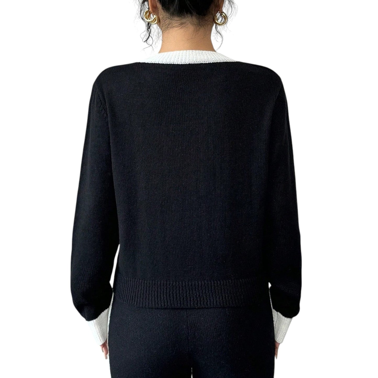 SHE fekete hímzett kötött pulóver