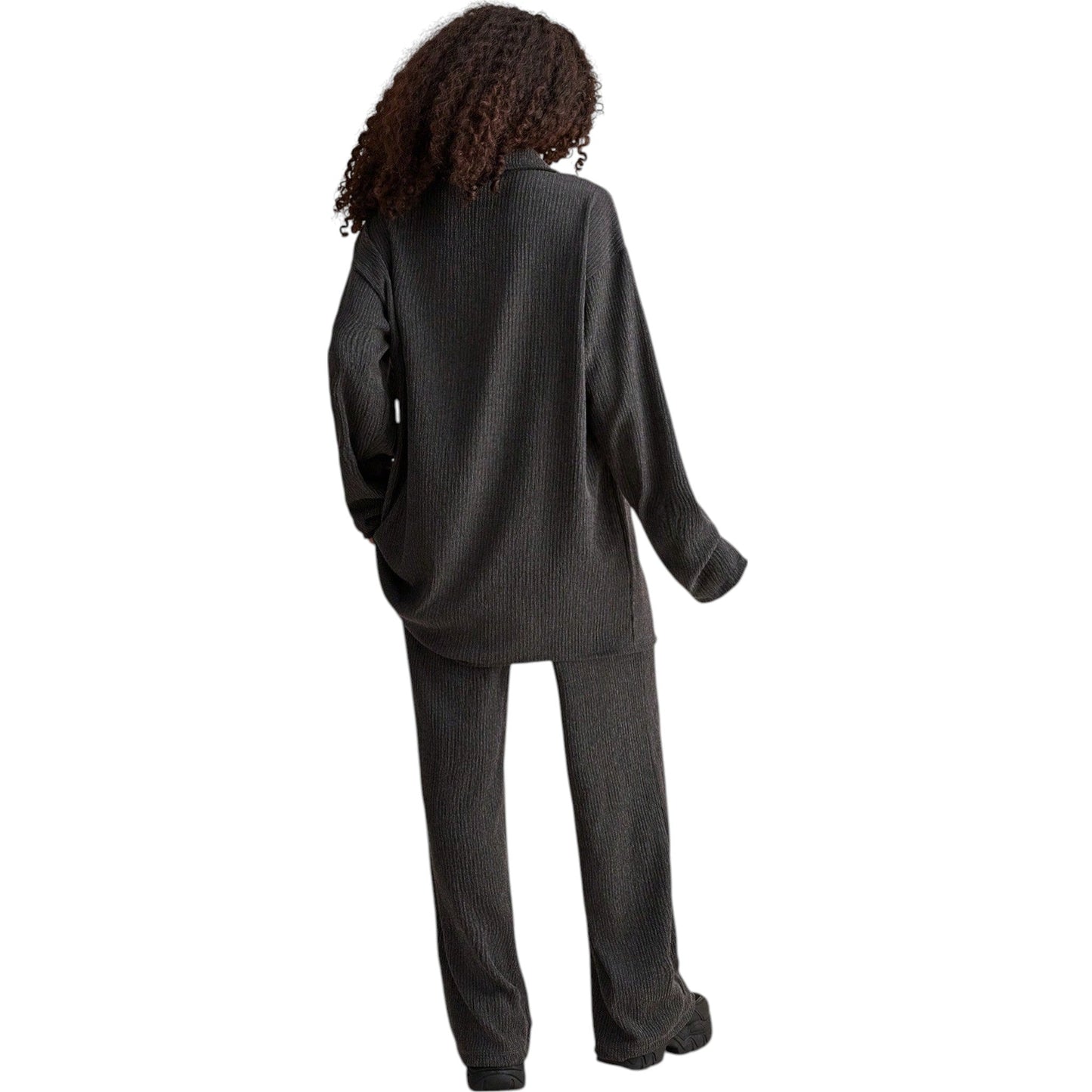 SHE sötétszürke kötött kétrészes szett