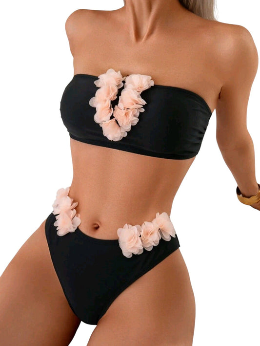 SHE fekete virágos rátétes bandeau bikini szett