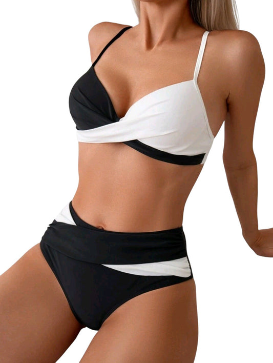 SHE fekete-fehér colorblock átlapolt bikini