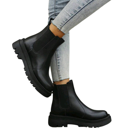 SHE fekete platform chelsea bokacsizma