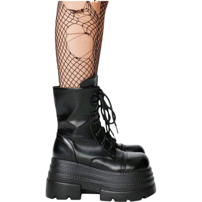 SHE fekete platform bakancs