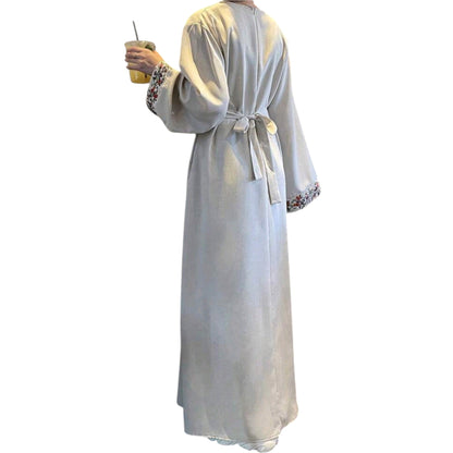 SHE szürke virágmintás abaya