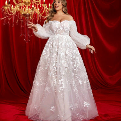 SHE fehér ejtett vállú esküvői ruha