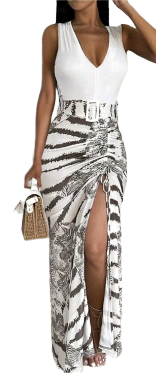 SHE fehér mintás, hasított maxi ruha