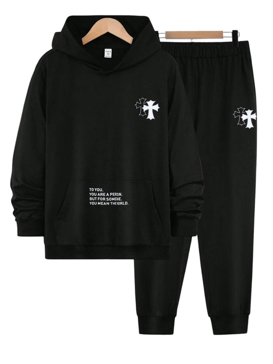 SHE fekete kapucnis szabadidő szett kisfiúnak