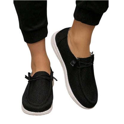 SHE fekete slip-on cipő