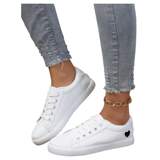 SHE fehér sportcípő