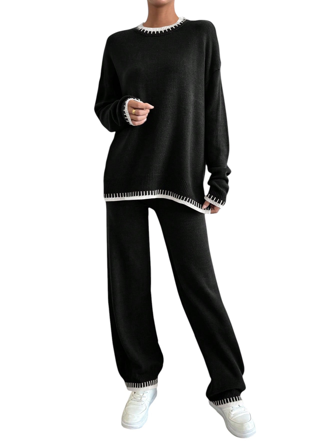 SHE fekete-fehér kötött szett