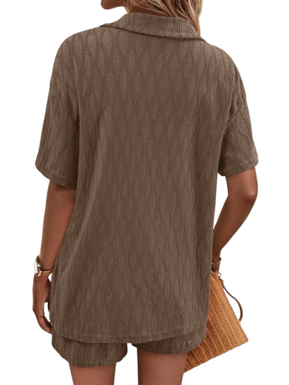 SHE barna rövid ujjú ing és rövidnadrág szett