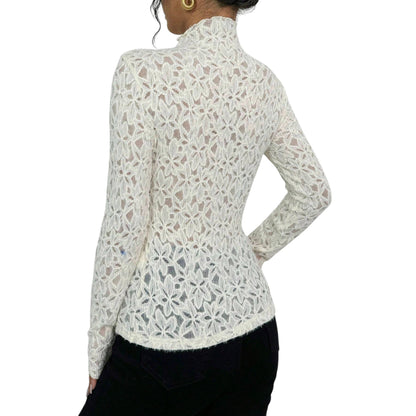 SHE fehér csipkés garbó