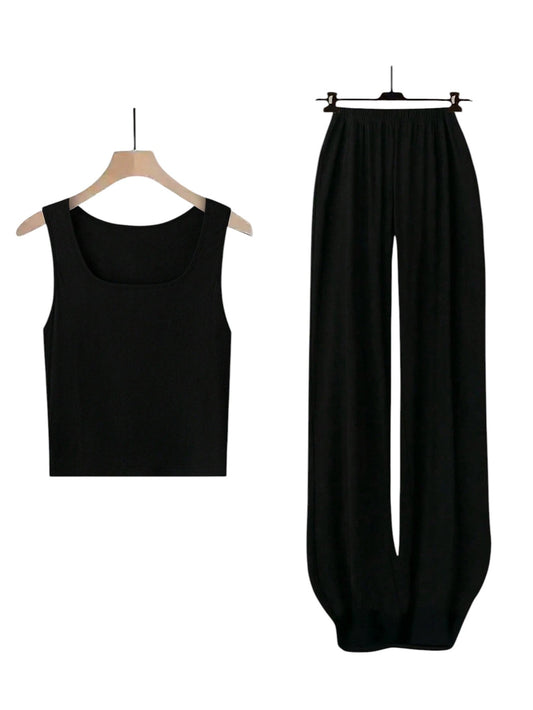 SHE fekete ujjatlan top és bő nadrág szett