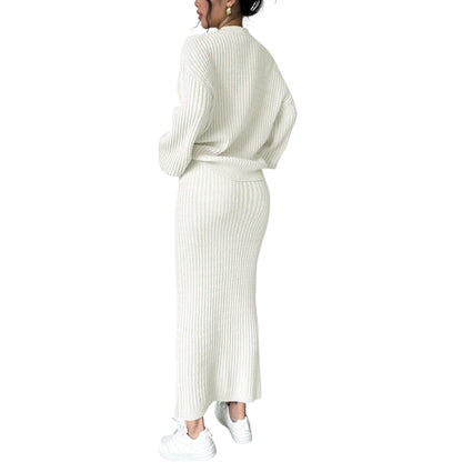 SHE fehér kötött pulóver és szoknya szett