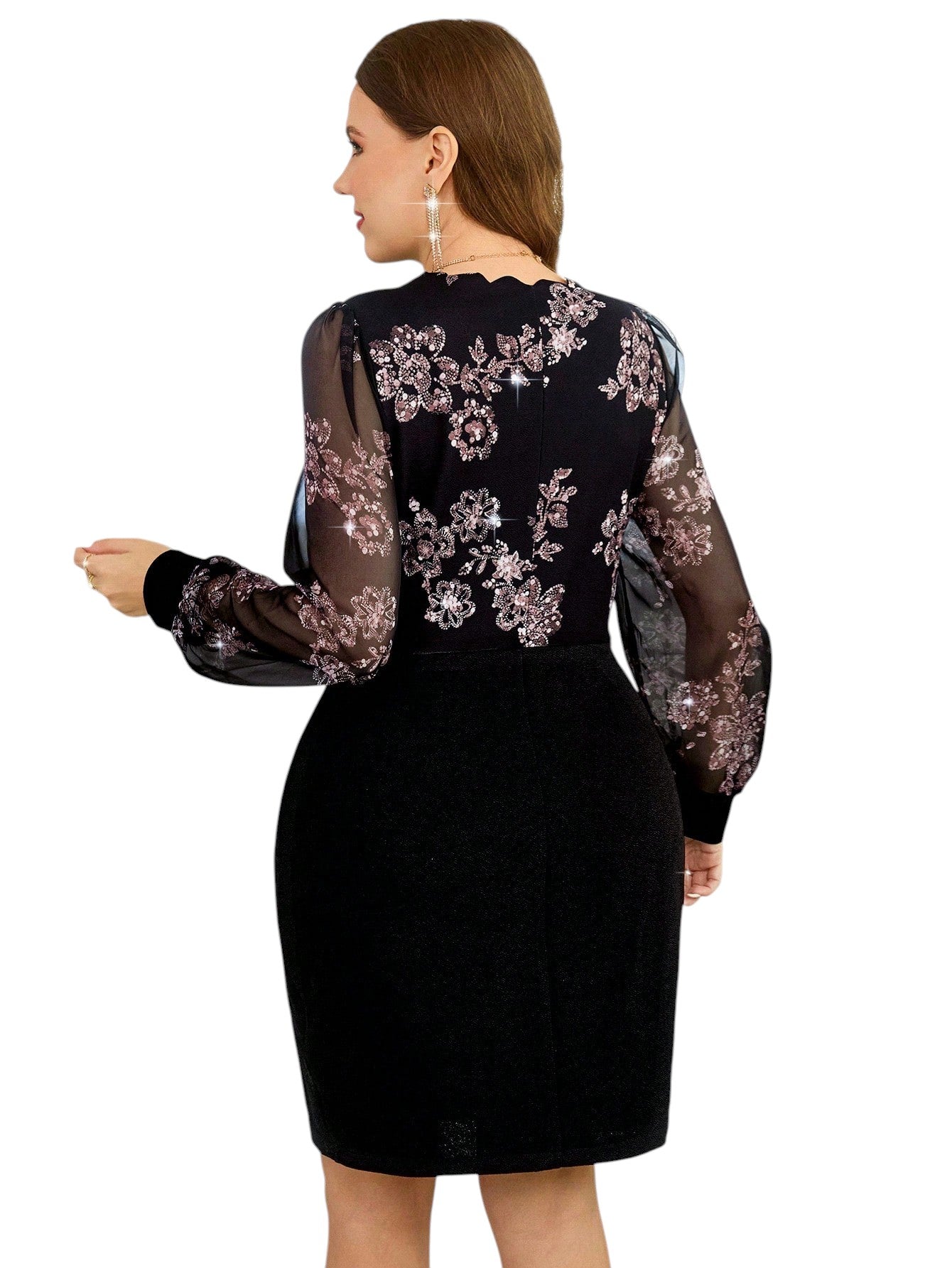 SHE fekete virágmintás bodycon ruha