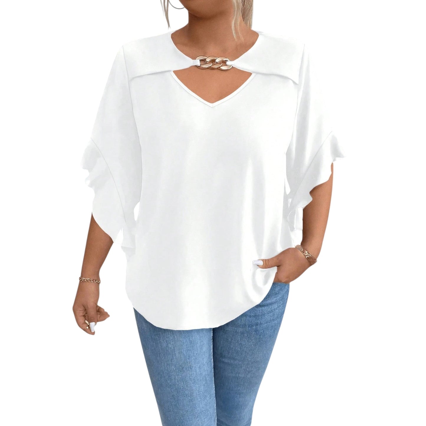 SHE fehér V-nyakú láncos blúz